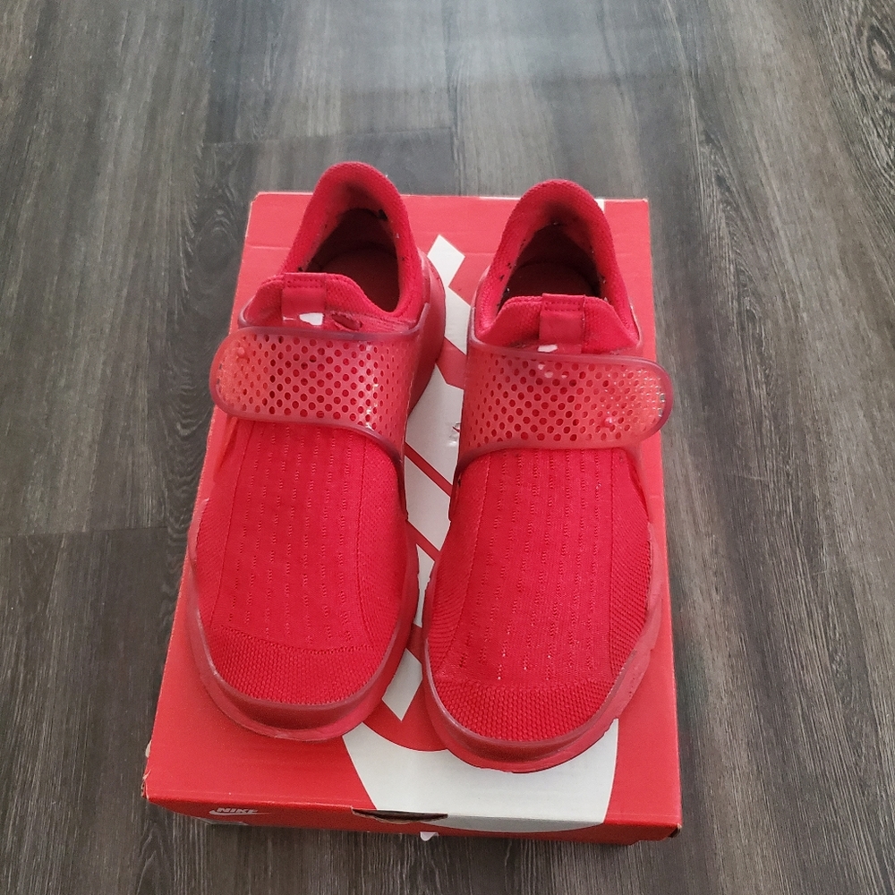 Nike Sock Dart